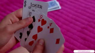 Small tits flava habet realis hottie in cubiculo.Et osculum et nutrientibus tits ante illa licks eius calvitium pussy.Illa facerides in petite parvulus in 69er