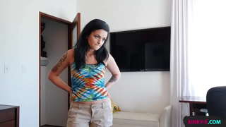 ���້າພະເຈົ້າດກັບພຽງແຕ່ຈະບໍ່ເຊົາການກົດແປ້ນກ່ຽວກັບຂ້າພະເຈົ້າຈົນກ່ວາຂ້າພະເຈົ້າເອົາໃຈໃສ່ຂອງນາງກ່ຽວກັບຂອງນາງສີ່ແລະເພດສໍາພັນທີ່ໃກ້ຊິດ slurping ກັນກັບ orgasm-Kylie Foxxx