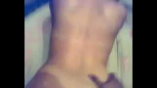 ���රාබි බලල සමග බැල්ලි