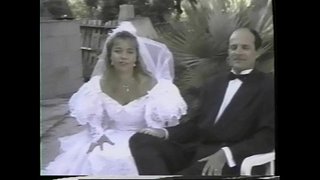 Franca knabino gets fucked dum portanta blanka geedziĝo vestita