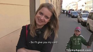 ���ෙනත් ඕනැම නියෝජිතයා - ඇය මෝඩයෙක් තෙත් හා දැඩි