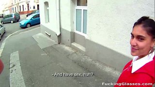 Чертовы көз айнек - скучно Амала милашка трахается үчүн накталай