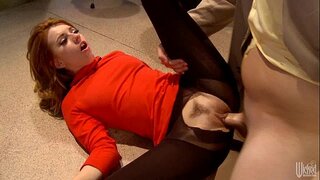 Lexi fund arată atât de bine în jambiere