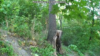 ���ैदानी लिंग देखावा एक सोनेरी