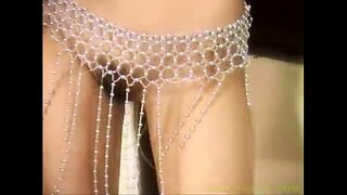 ���ាររាំក្មេងស្រីទោលល្អ a៤u-Lincy Leaw