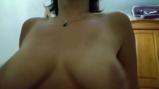 Min syster gillar att suga och när hon rider