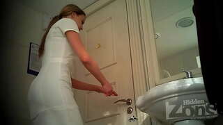 ���හා දැක්ම, ගුදය සහ මෝඩයෙක් සමීප-අප්!