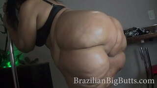BrazilianBigButts.com Pawg கொழுப்பு கைதட்ட