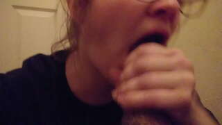 Hvid pige, elsker creme, sort