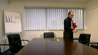 ���ំផ្អៀងនៃចៅហ្វាយ