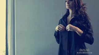 Sylvia, Đồ &amp;amp; thanh Thản Còi báo động có quan hệ tình dục nóng